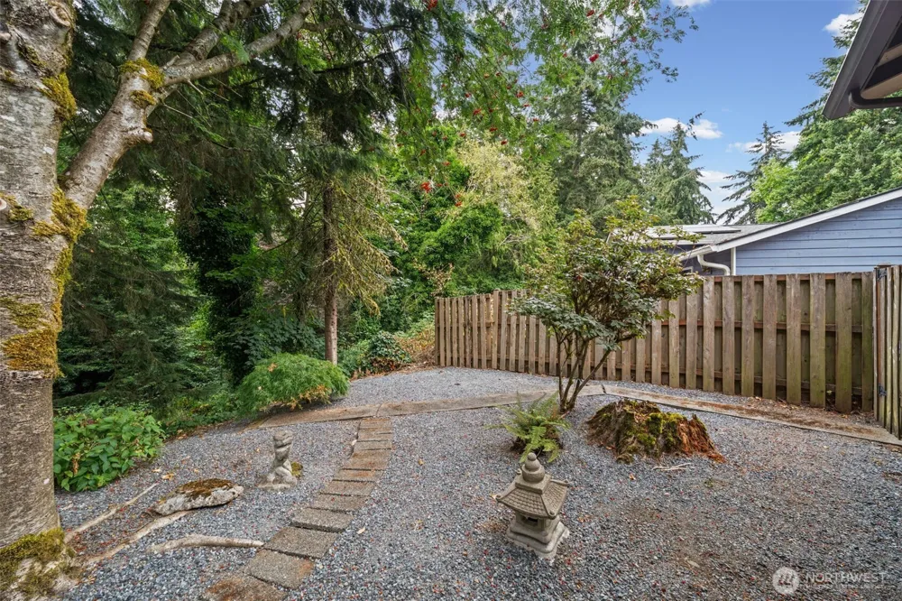 32715 30th Avenue SW Federal Way, WA 98023