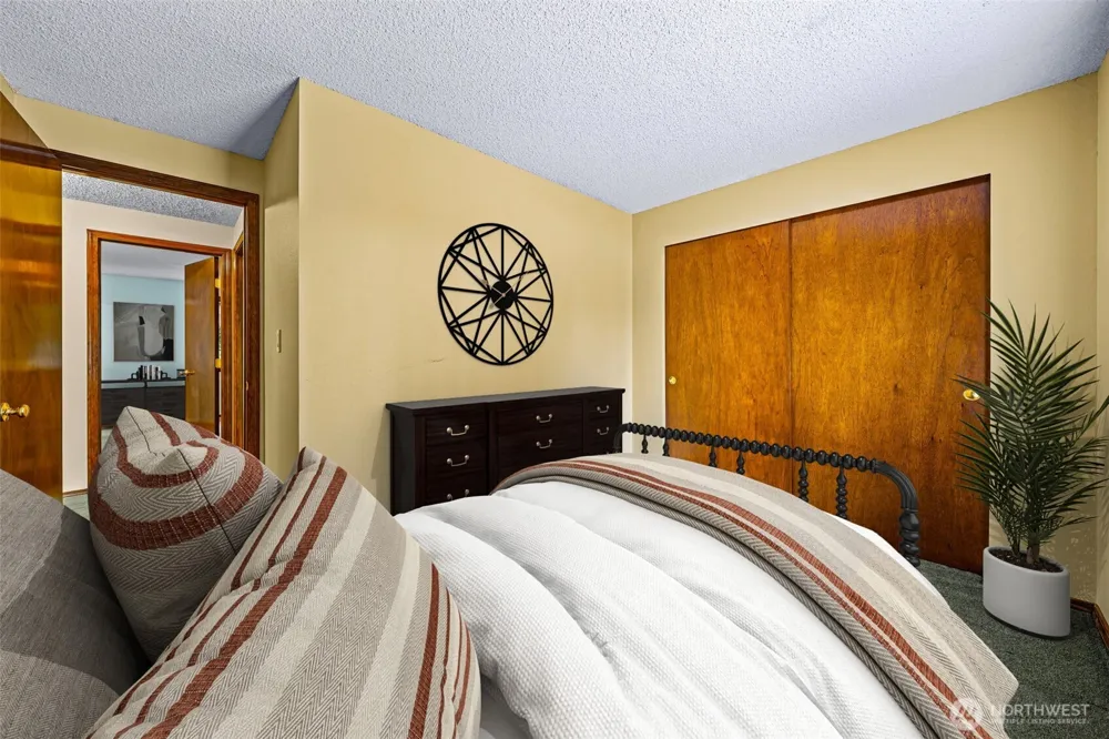 32715 30th Avenue SW Federal Way, WA 98023