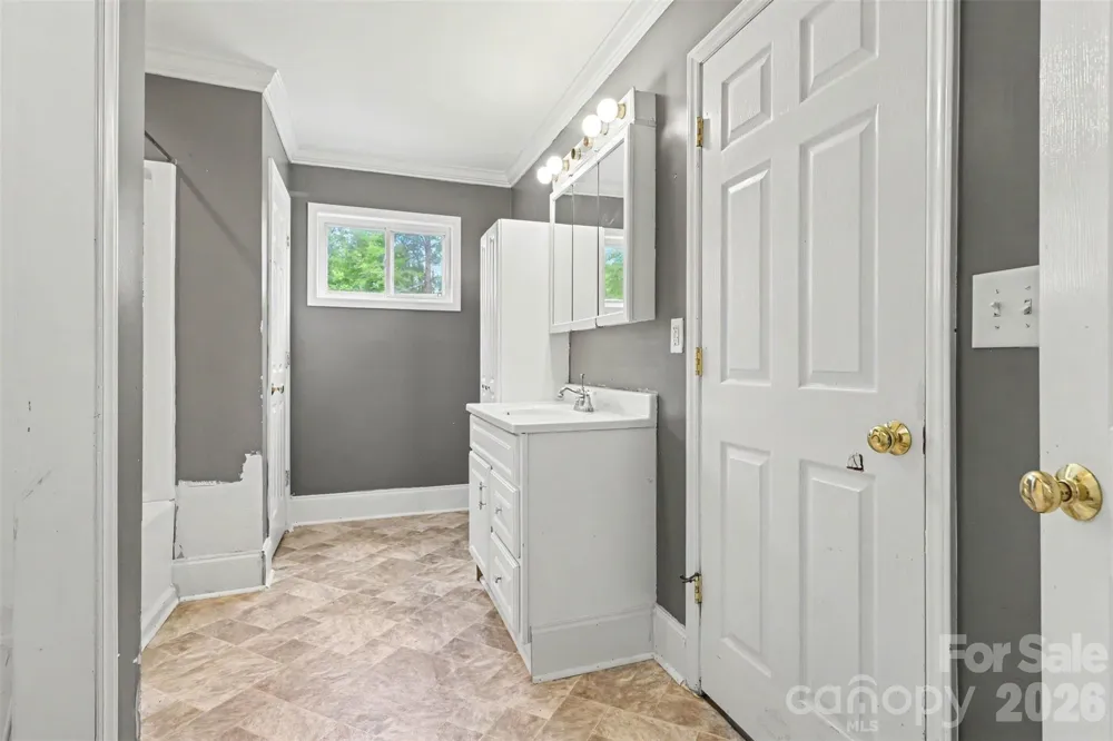 1646 Joe Caldwell Road Chester, SC 29706