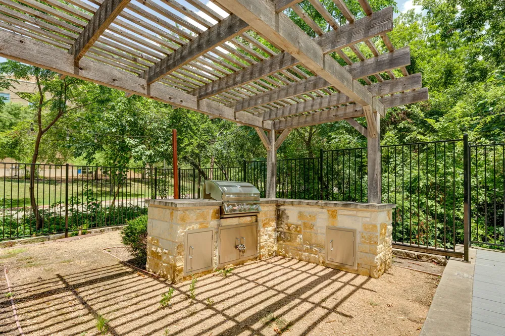 1101 Euphoria Bend #37 Austin, TX 78702