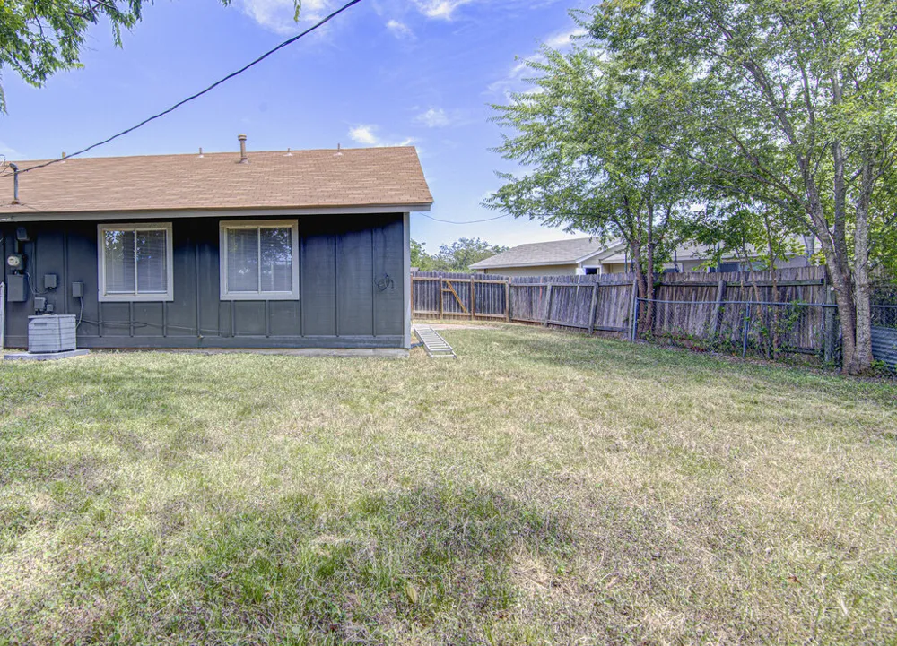 1936 Nicole Circle #B Round Rock, TX 78664