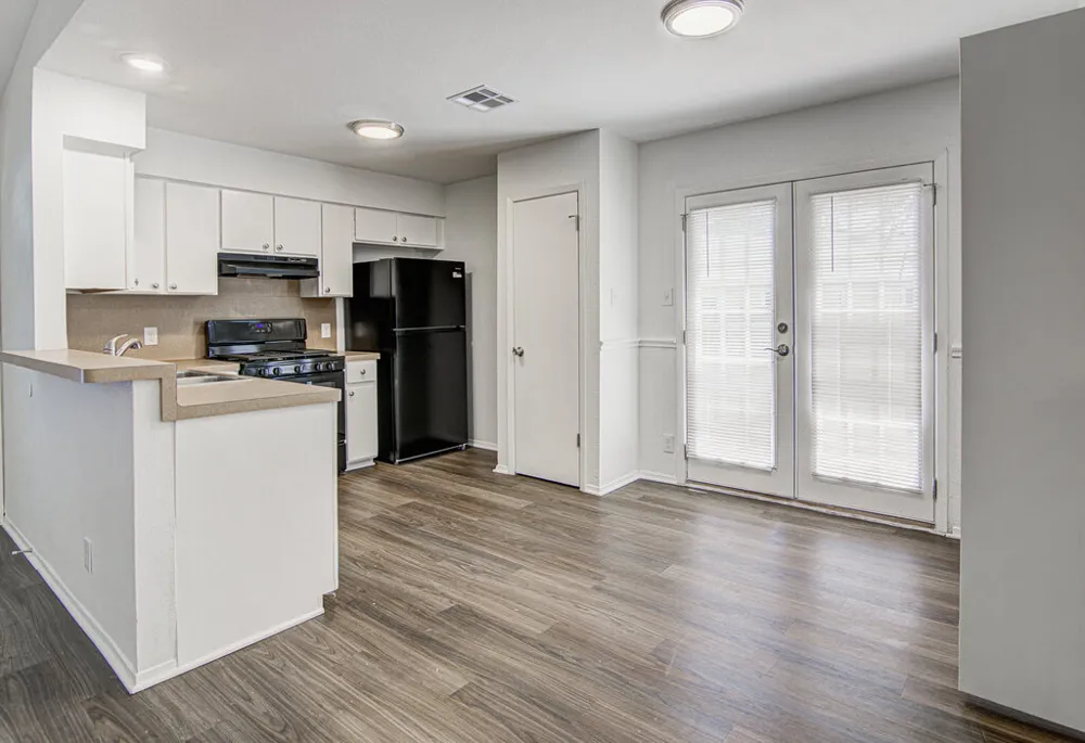 1936 Nicole Circle #B Round Rock, TX 78664