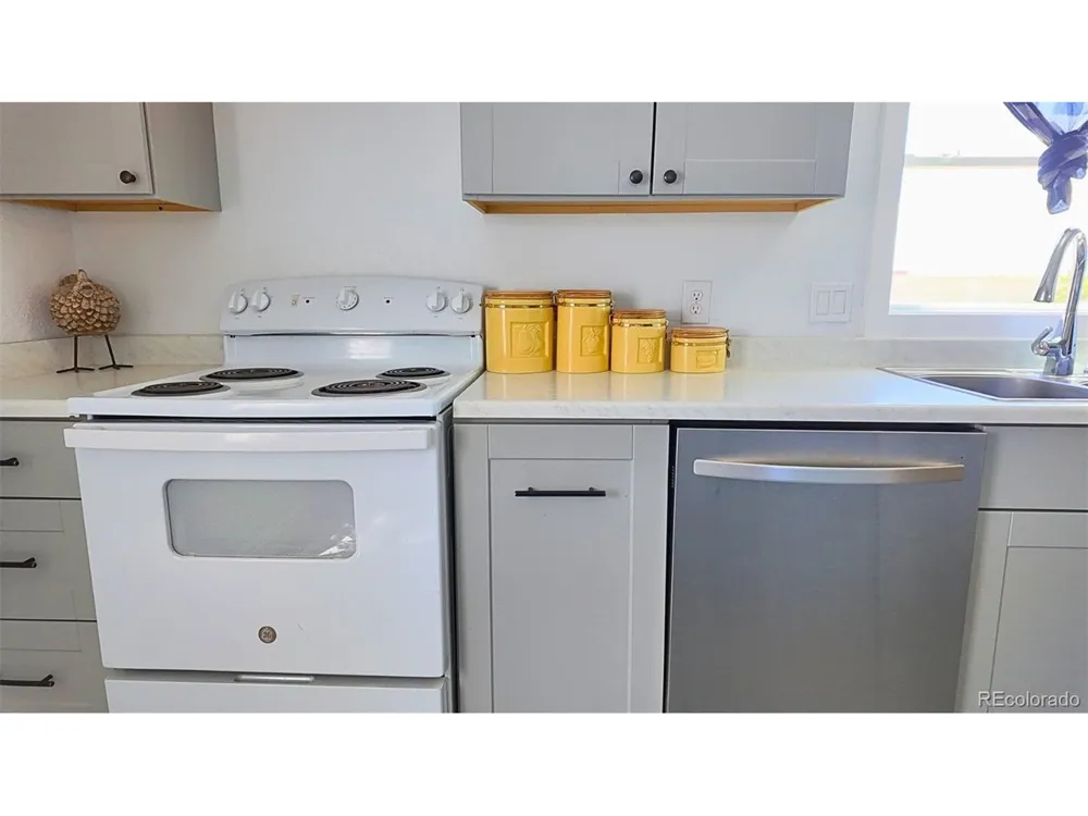 39030 Alta Vista Road Ramah, CO 80832