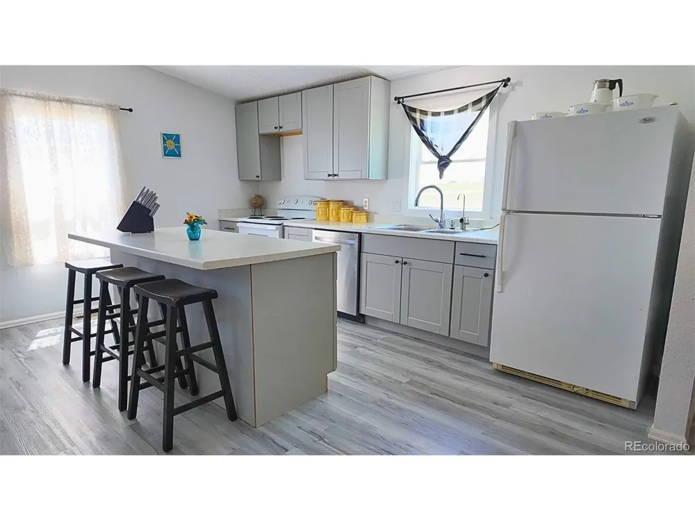 39030 Alta Vista Road Ramah, CO 80832