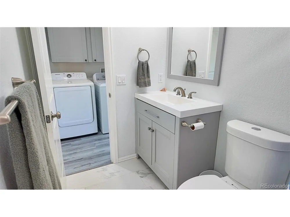 39030 Alta Vista Road Ramah, CO 80832