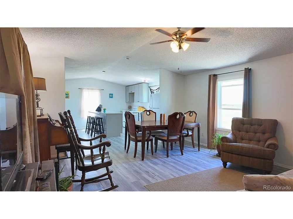 39030 Alta Vista Road Ramah, CO 80832