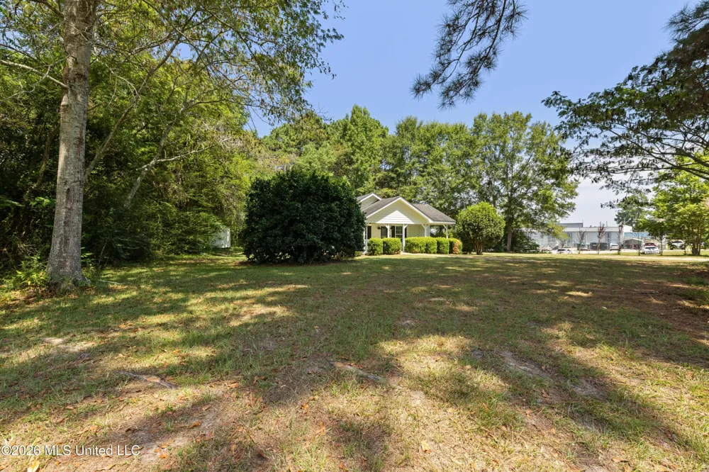 4219 Rocky Branch Road Sumrall, MS 39482