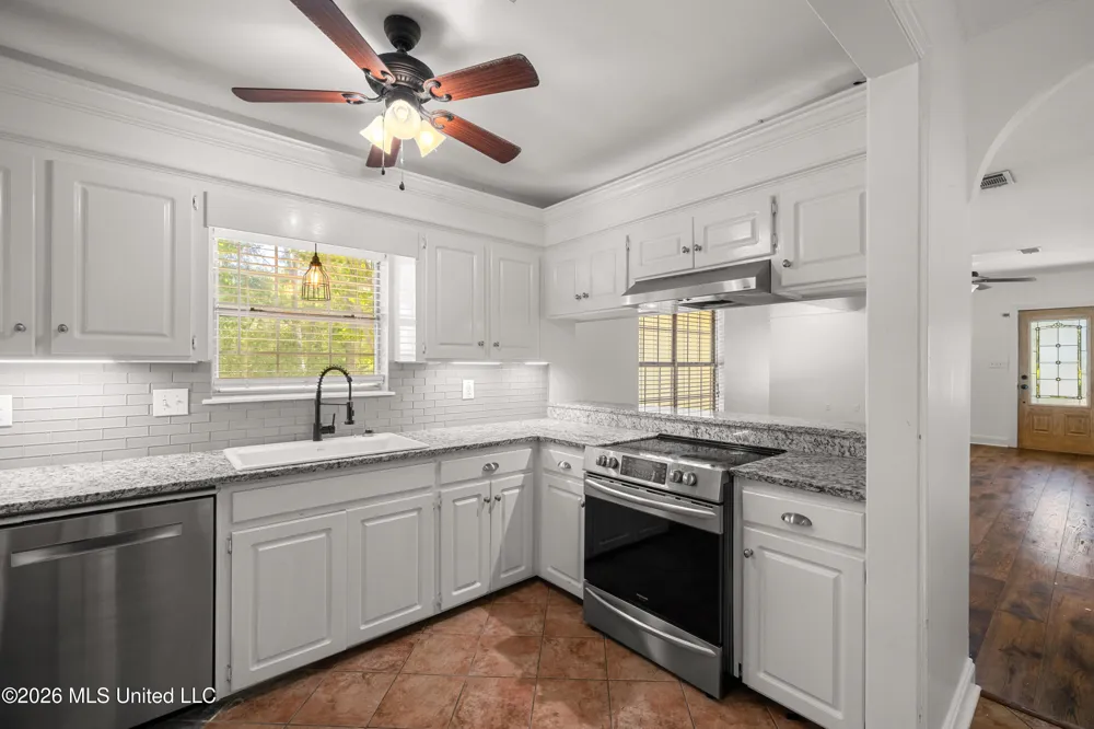 4219 Rocky Branch Road Sumrall, MS 39482