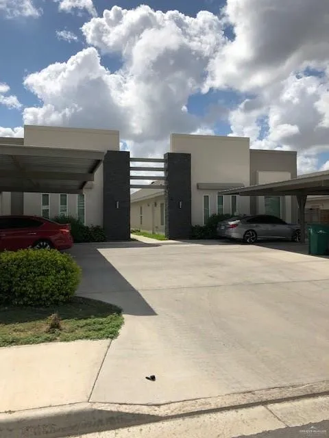 1711 W Garrison Drive W Pharr, TX 78577