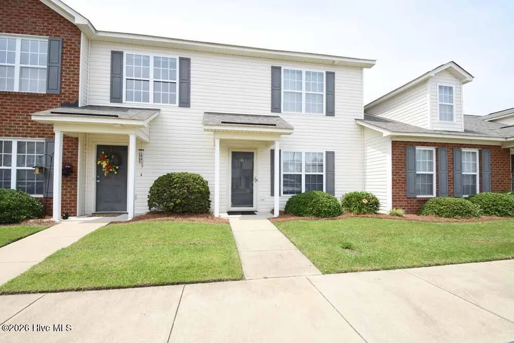 4150 Dudleys Grant Drive #G Winterville, NC 28590