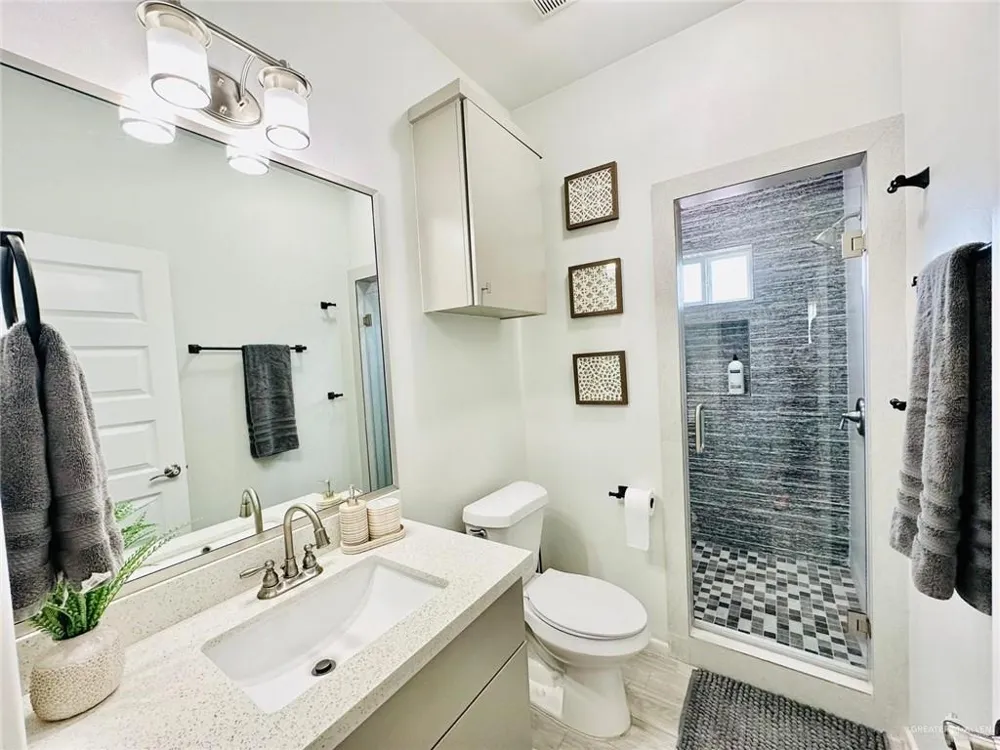 4701 Mulberry Avenue #3 McAllen, TX 78501