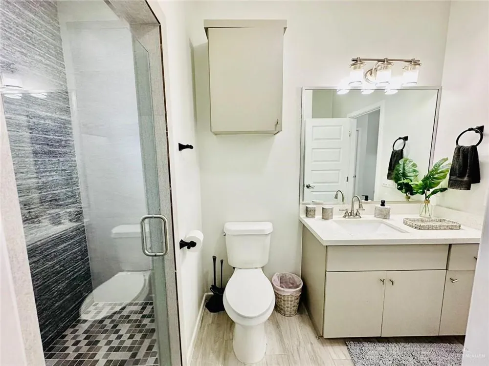 4701 Mulberry Avenue #3 McAllen, TX 78501