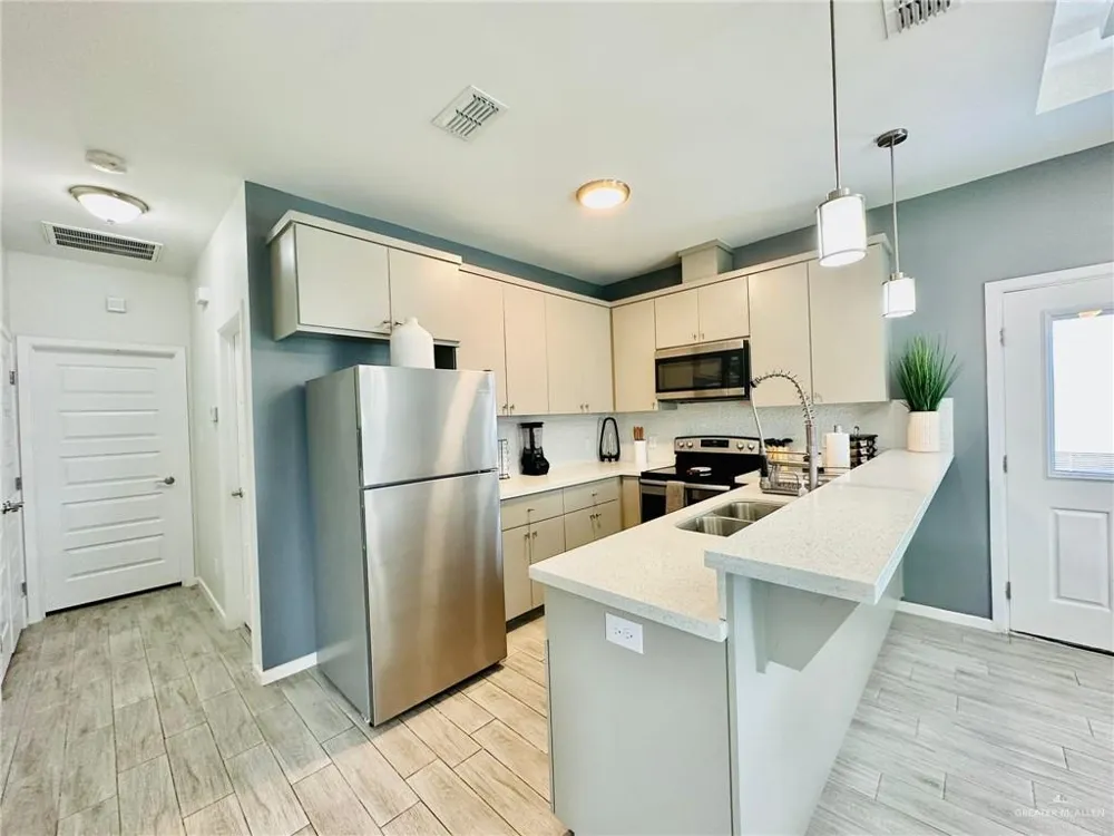 4701 Mulberry Avenue #3 McAllen, TX 78501