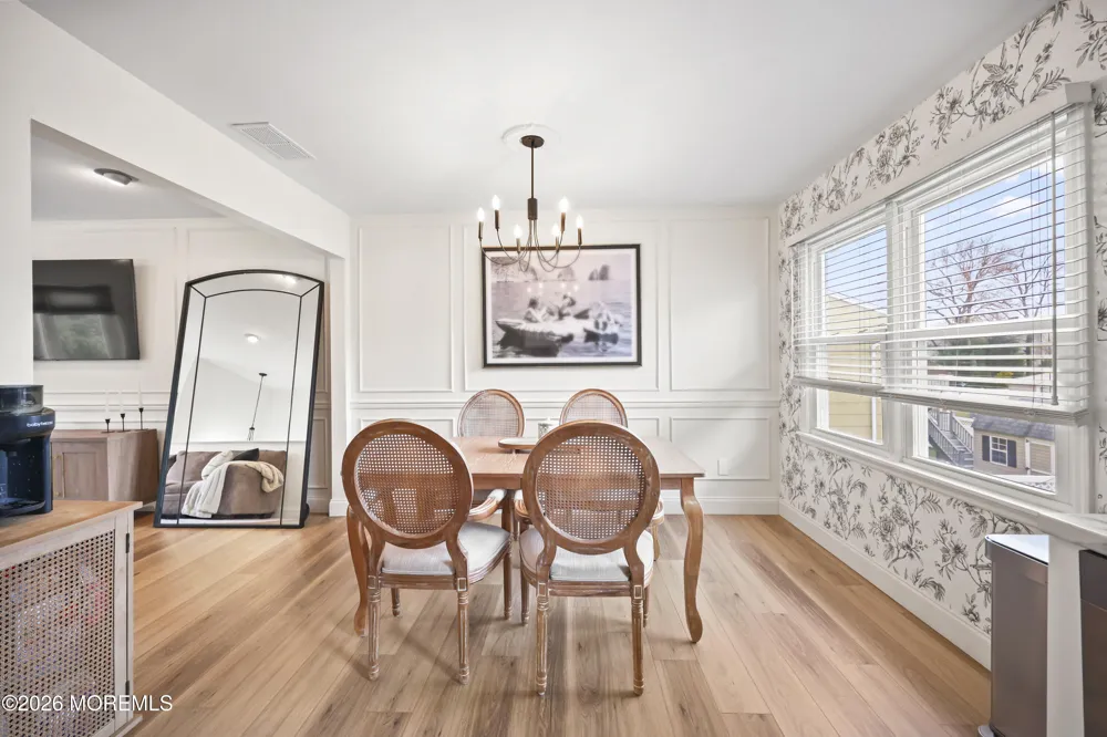 11 Grove Street Middletown, NJ 07748