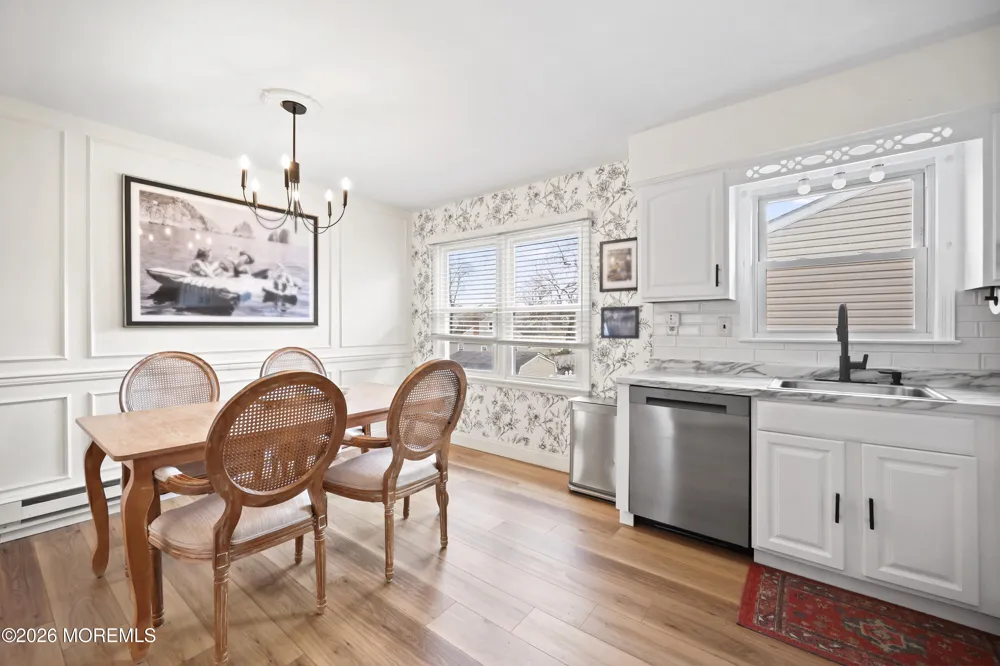 11 Grove Street Middletown, NJ 07748