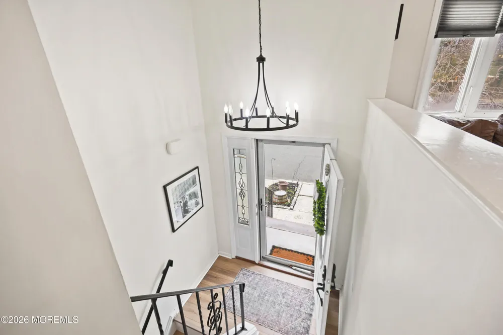 11 Grove Street Middletown, NJ 07748
