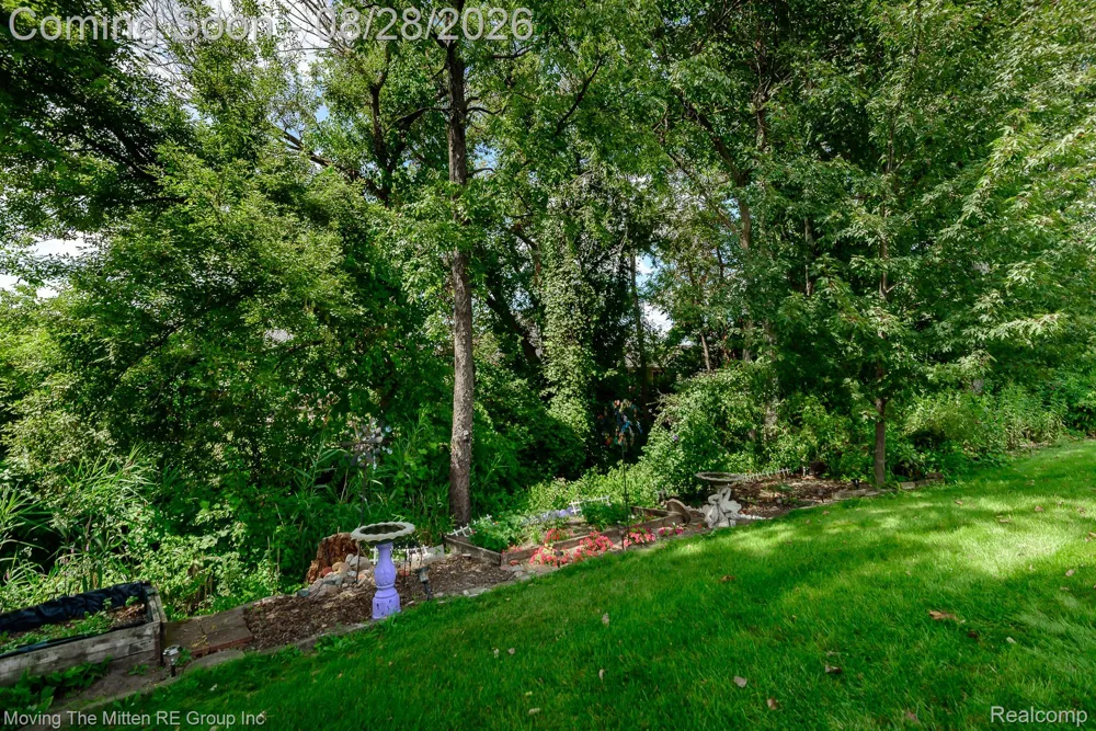 23606 Park Drive Huron Charter Township, MI 48164