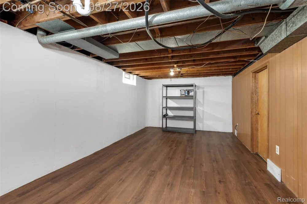 2164 Tyler Avenue Berkley City, MI 48072