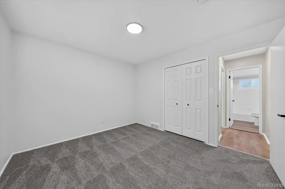 33618 Warren Road Westland City, MI 48185