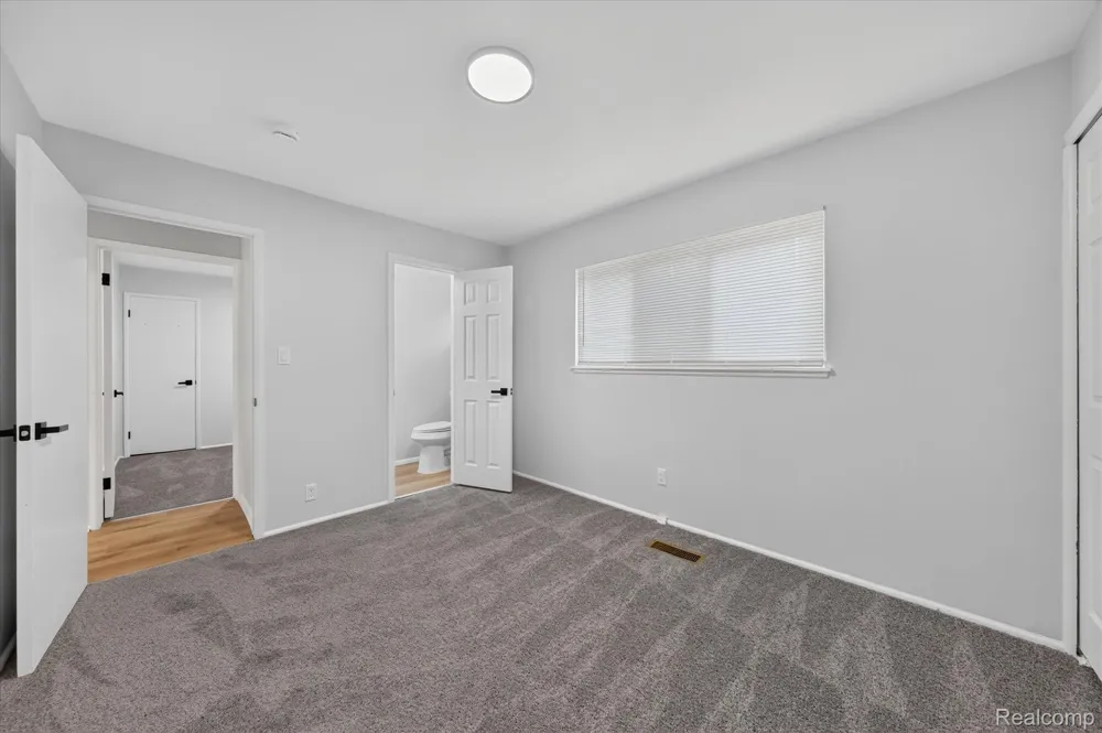 33618 Warren Road Westland City, MI 48185