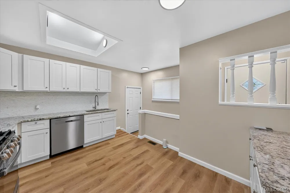 33618 Warren Road Westland City, MI 48185