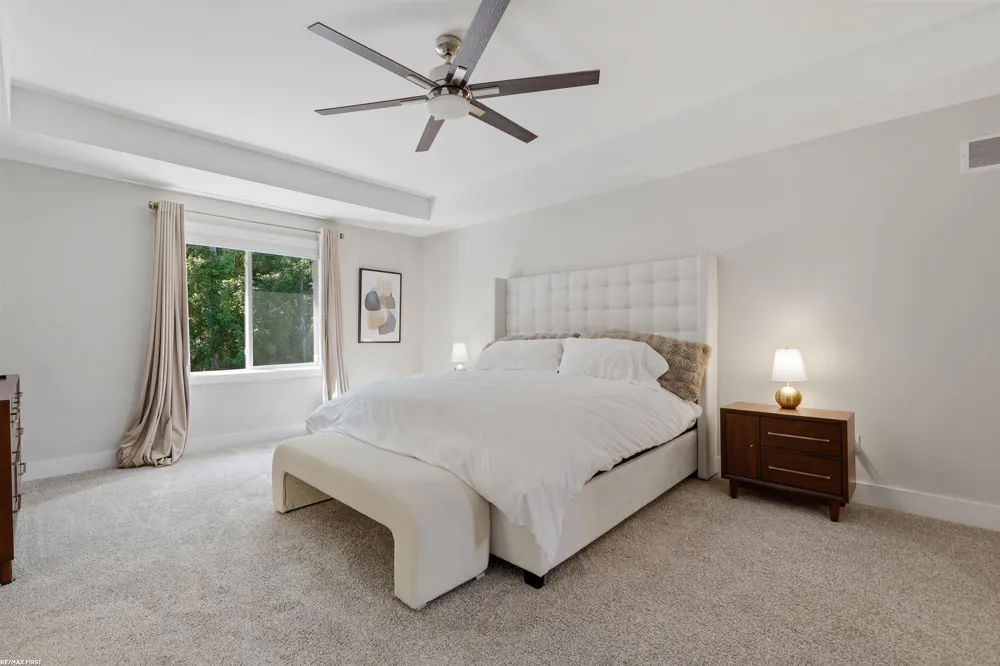 19090 Brighton Drive Macomb Township, MI 48042