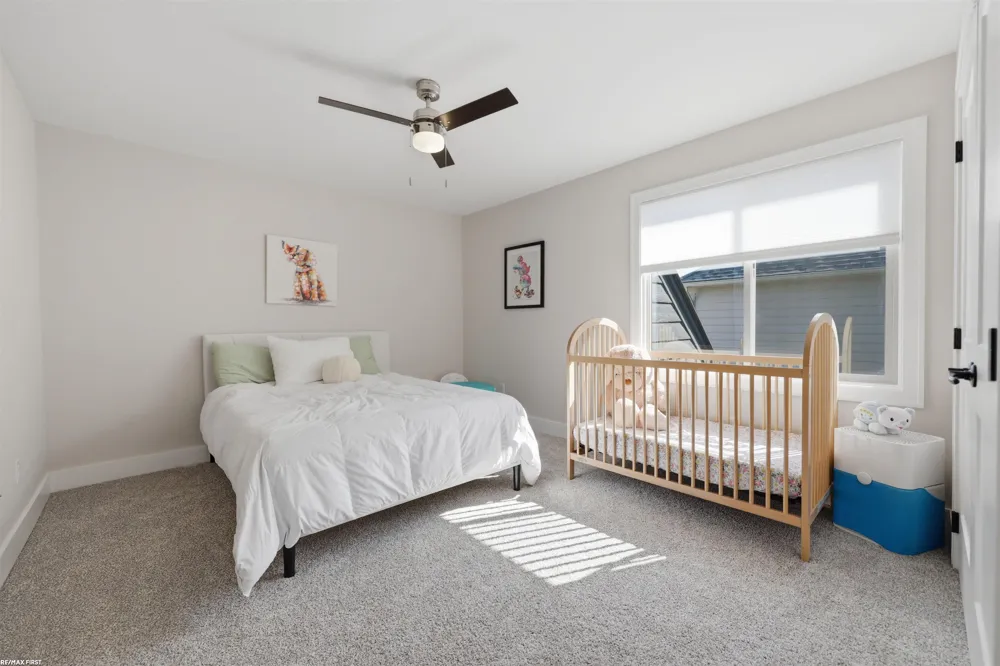 19090 Brighton Drive Macomb Township, MI 48042
