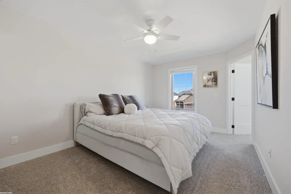 19090 Brighton Drive Macomb Township, MI 48042