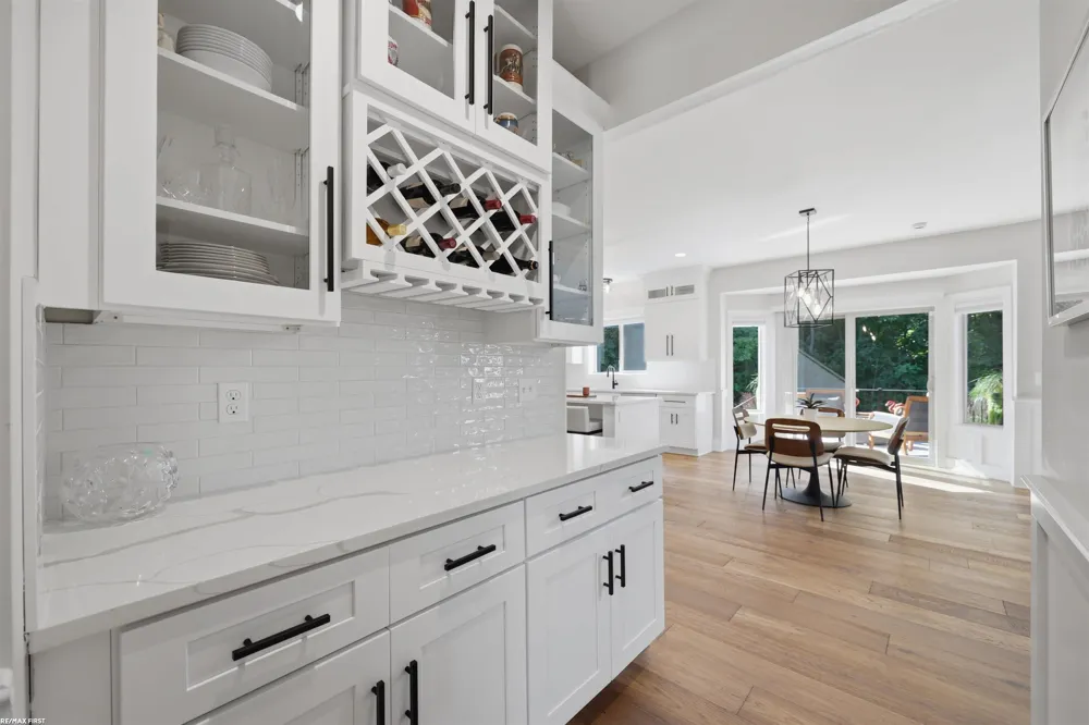 19090 Brighton Drive Macomb Township, MI 48042