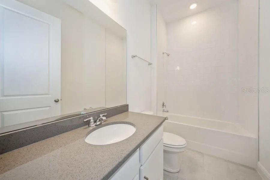 16029 VOLTERRA POINT Montverde, FL 34756
