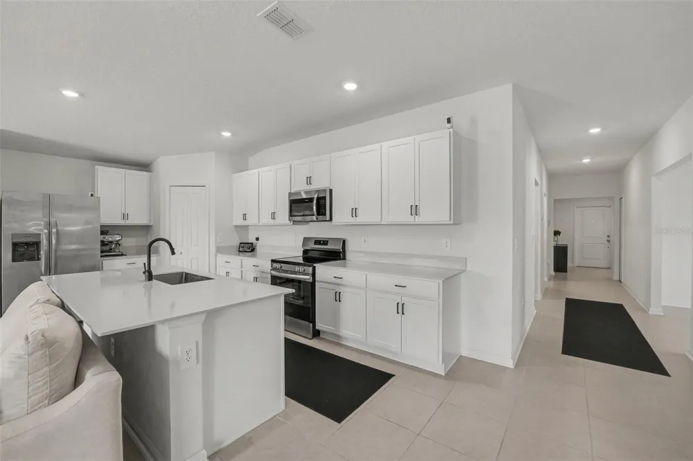 5023 BARNET DRIVE Davenport, FL 33837