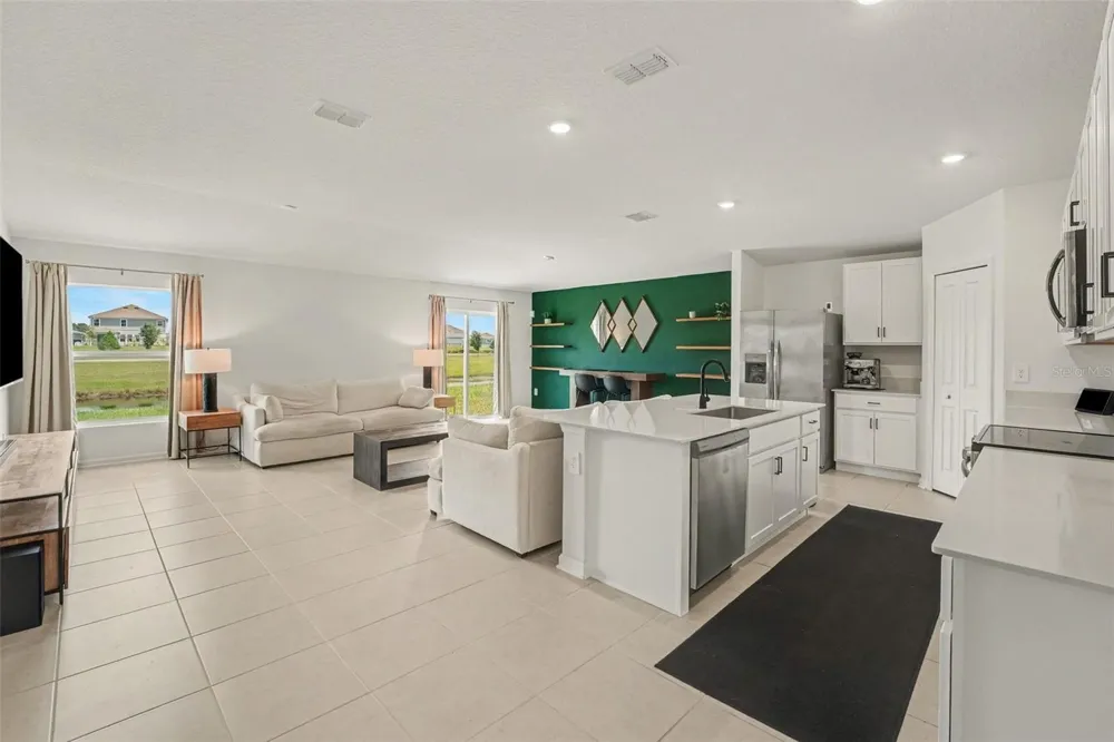 5023 BARNET DRIVE Davenport, FL 33837