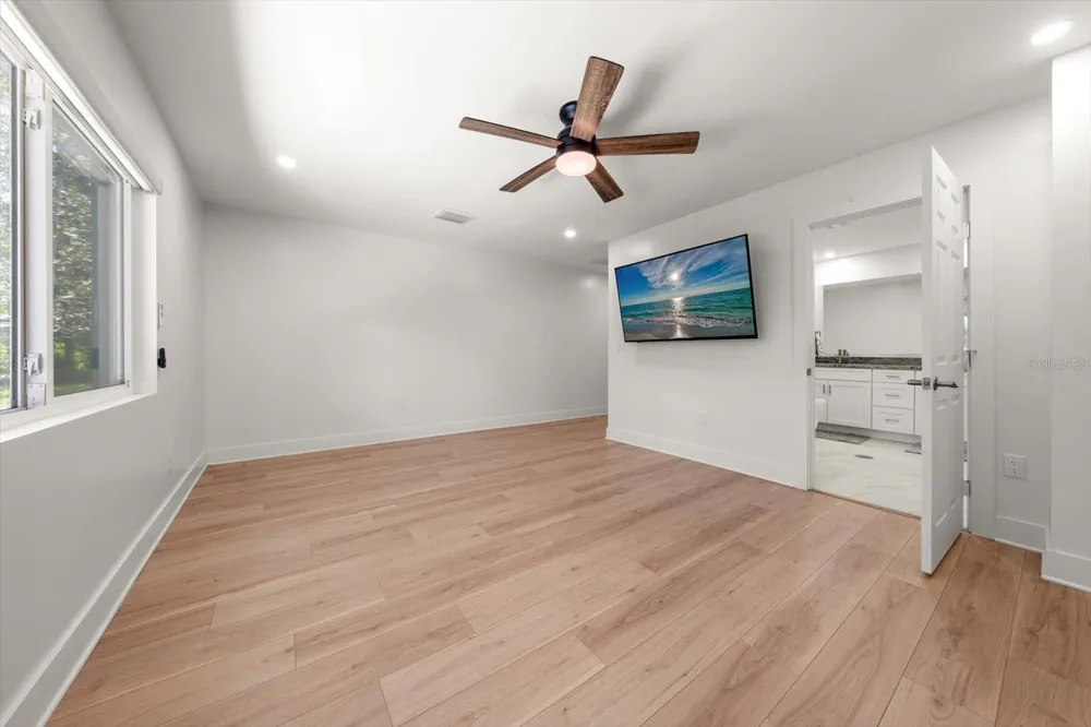13366 108TH AVENUE Largo, FL 33774