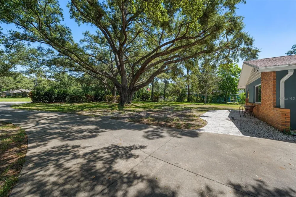 13366 108TH AVENUE Largo, FL 33774