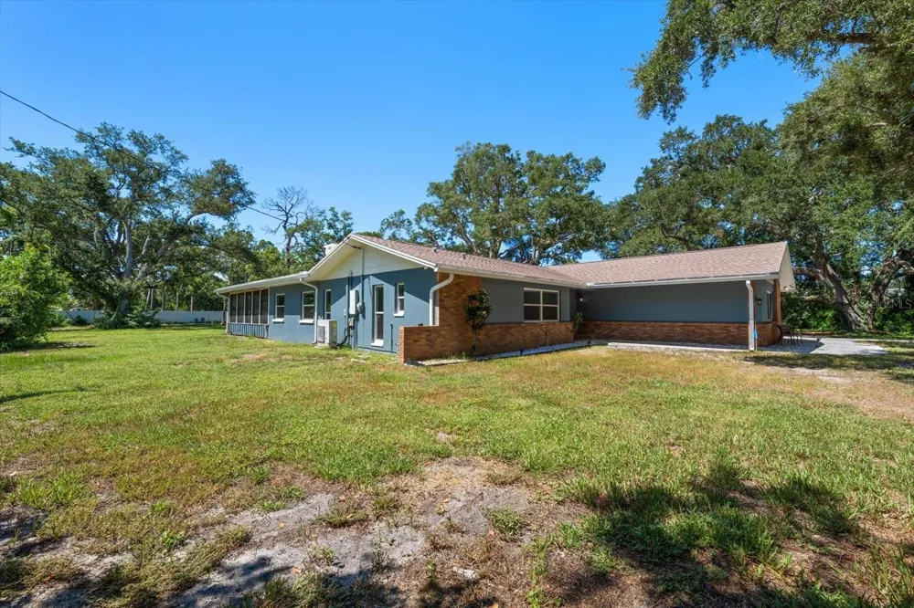 13366 108TH AVENUE Largo, FL 33774