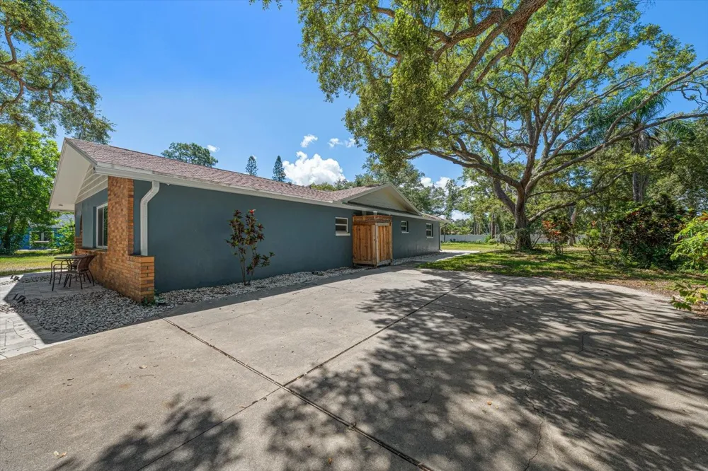 13366 108TH AVENUE Largo, FL 33774