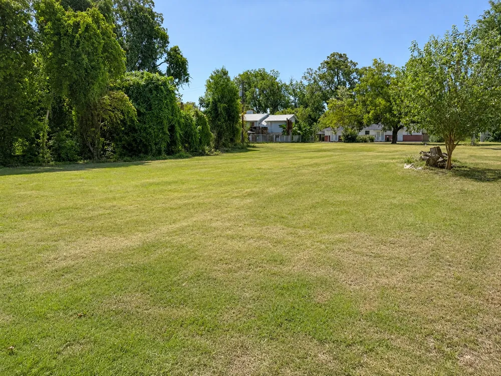 105 Navasota Lane Seguin, TX 78155
