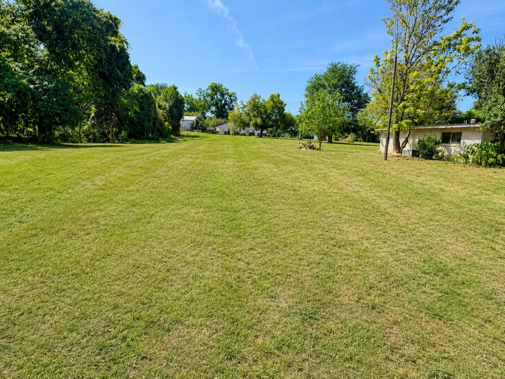 105 Navasota Lane Seguin, TX 78155