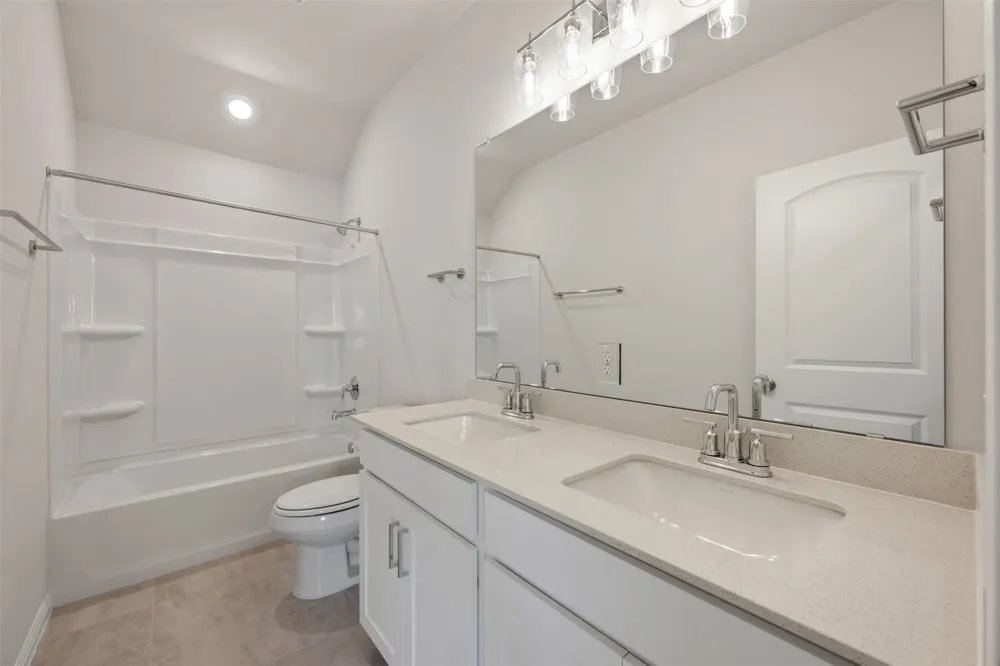 132 Arlington Park Loop Hutto, TX 78634