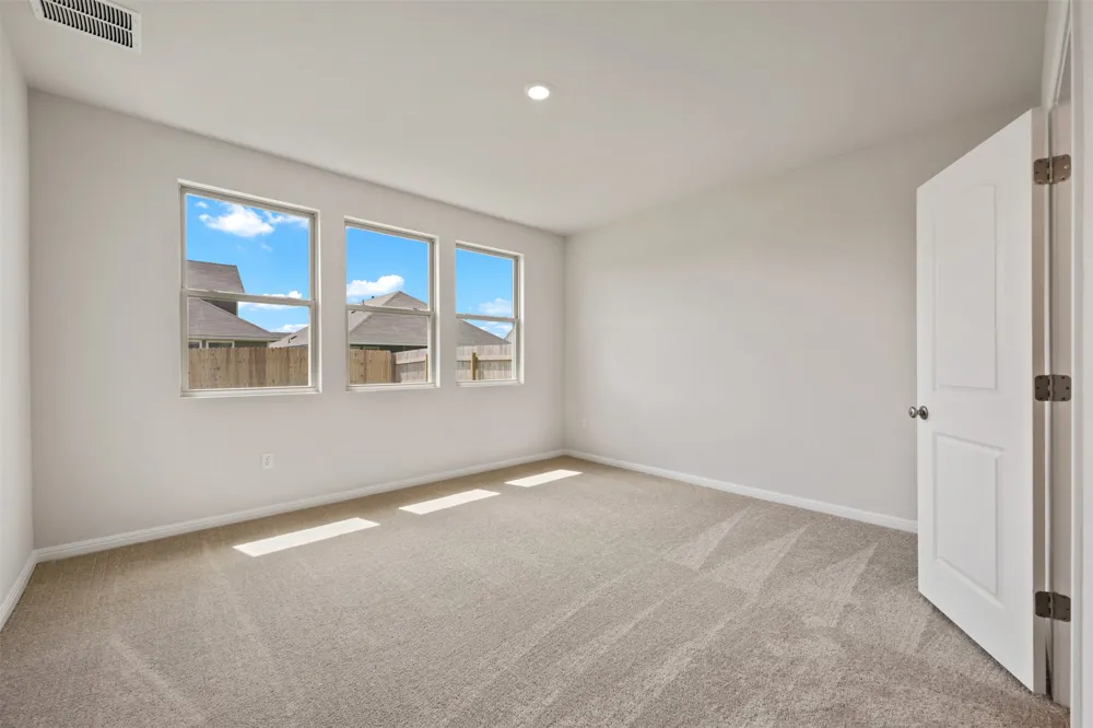 132 Arlington Park Loop Hutto, TX 78634