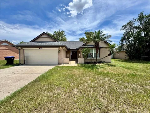 8120 LESIA CIRCLE
