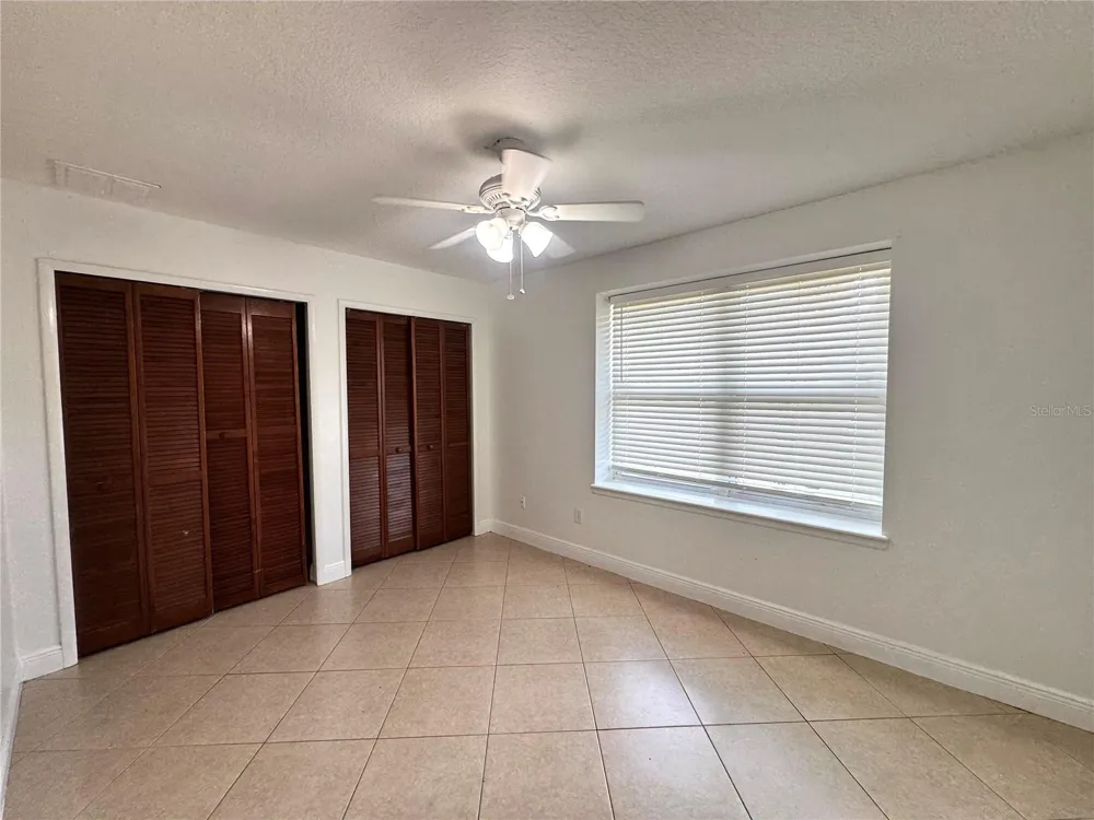 8120 LESIA CIRCLE Orlando, FL 32835