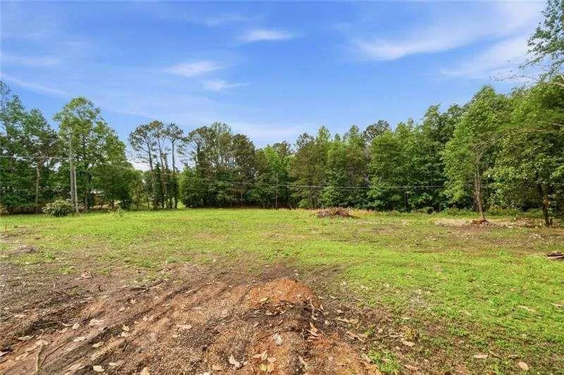 977 Sardis Road Canton, GA 30114