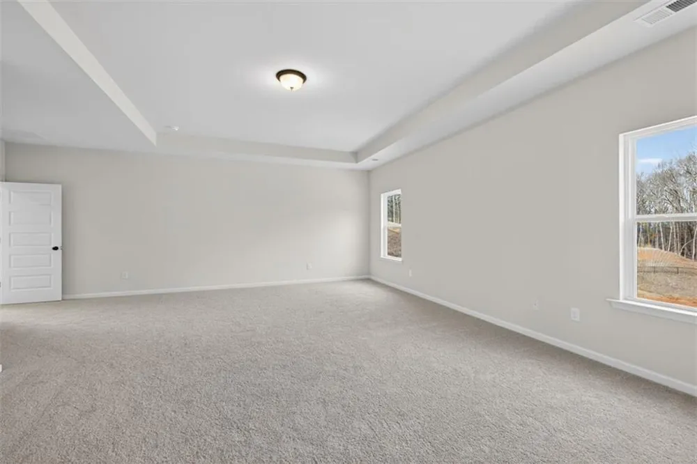 550 Grover Street Hoschton, GA 30548
