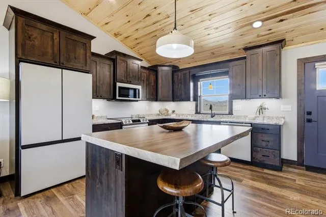 300 Mineral Road Westcliffe, CO 81252