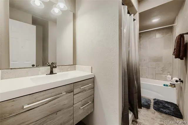 364 S Ironton Street #427 Aurora, CO 80012