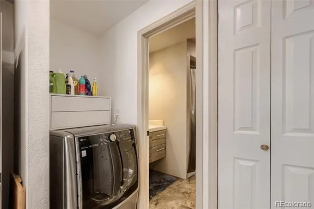 364 S Ironton Street #427 Aurora, CO 80012