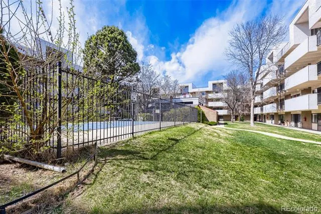 364 S Ironton Street #427 Aurora, CO 80012