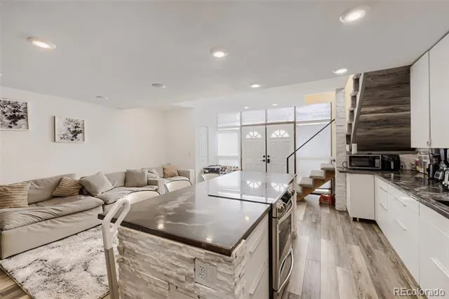 364 S Ironton Street #427 Aurora, CO 80012