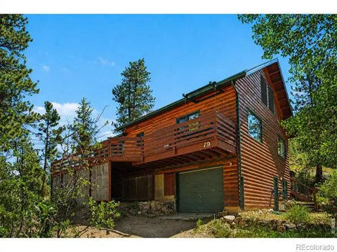 19 Pipers Canyon Rd Road
